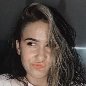 Meet your Posher, Anya